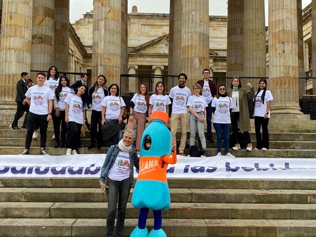 Advocates at congress for sugary drink tax in Colombia